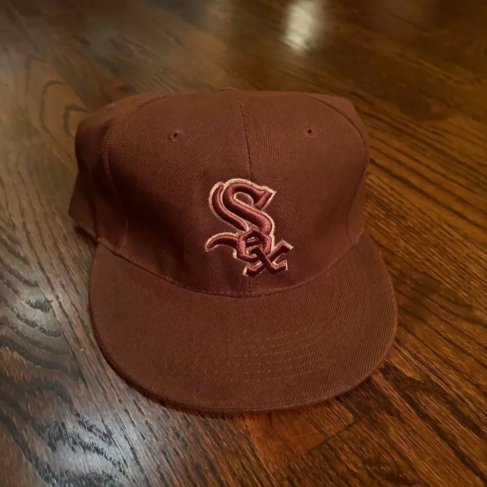 Mlb Men's Brown and Burgundy Hat
